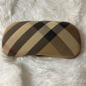 Burberry Glasses‎ Case